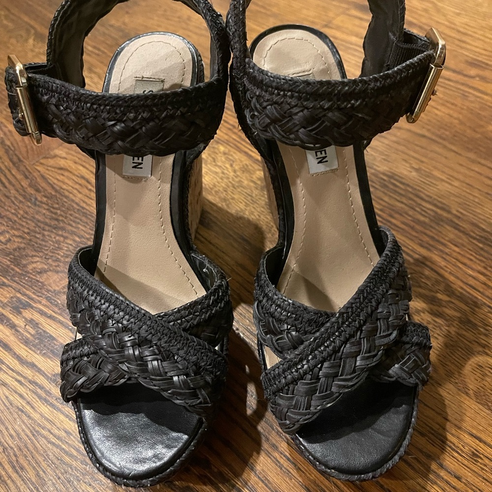 Steve Madden wedge sandals size 7.5